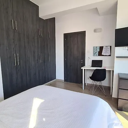 Villa Villa, Swimming Pool, Bbq Grill, 3 Bedrooms, Near Beach *